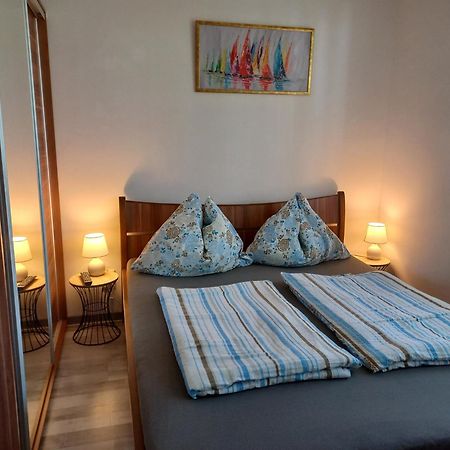 שיופוק Riviera Wellness Apartman מראה חיצוני תמונה